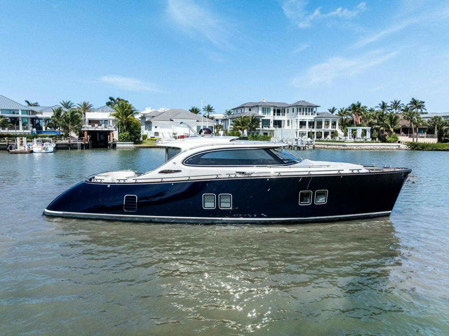 2024 Zeelander Z5 — photo 1