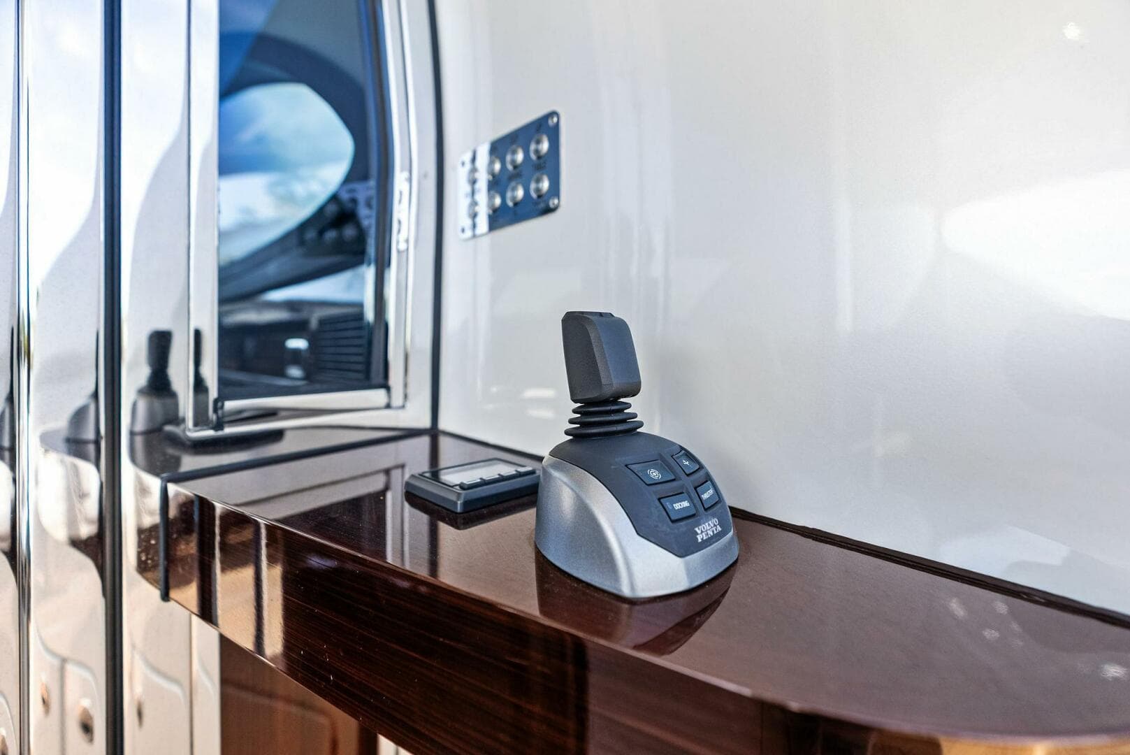 2024 Zeelander Z5 — photo 25