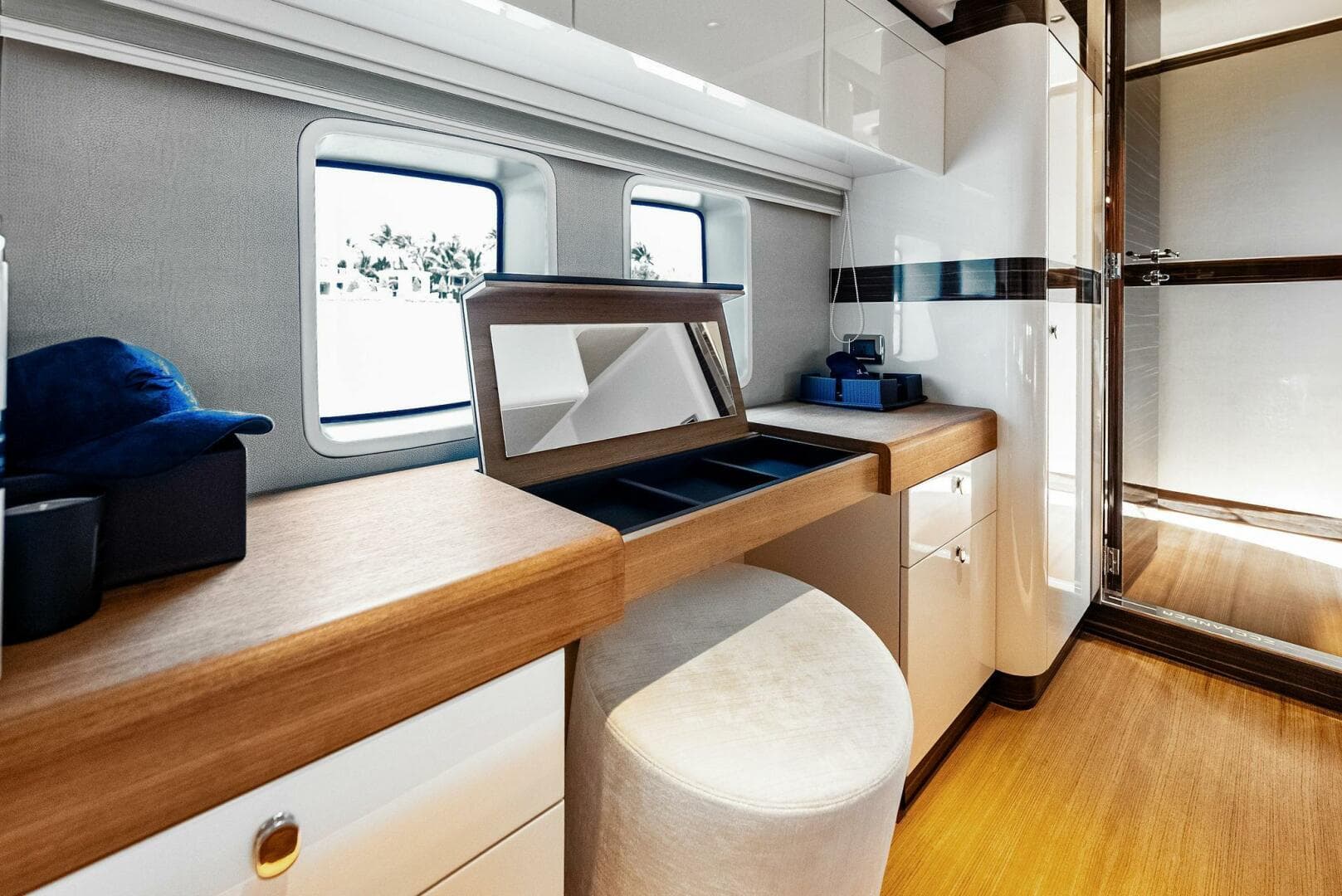 2024 Zeelander Z5 — photo 47