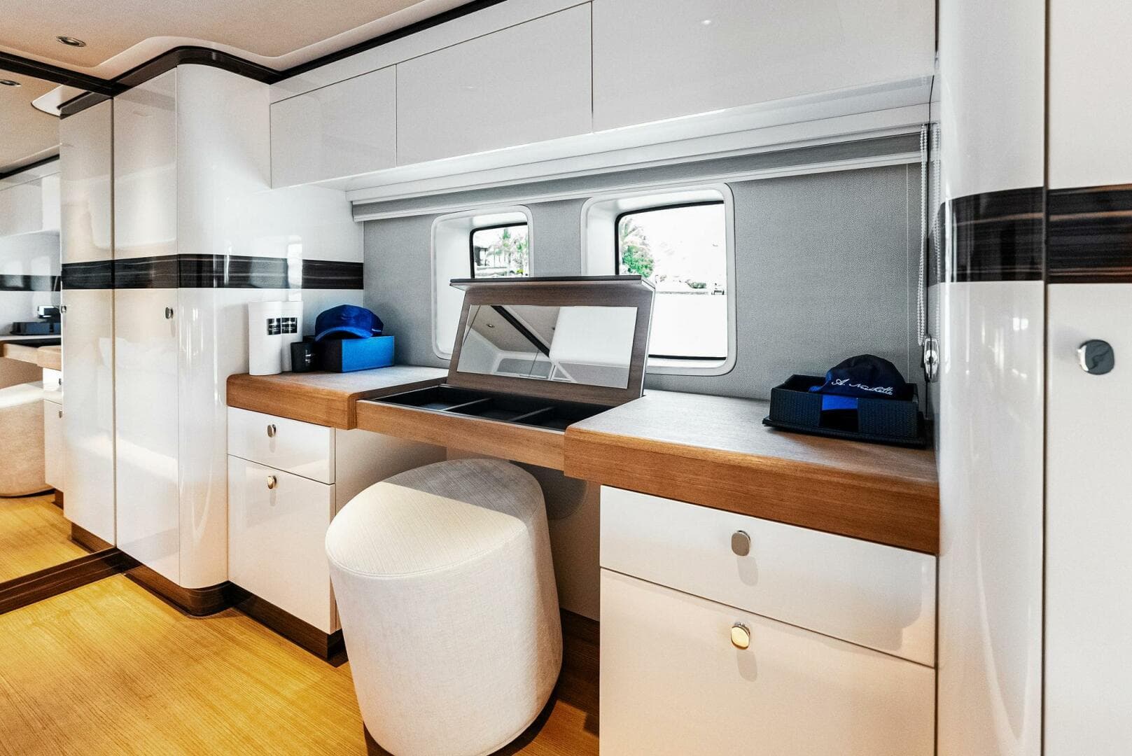 2024 Zeelander Z5 — photo 48