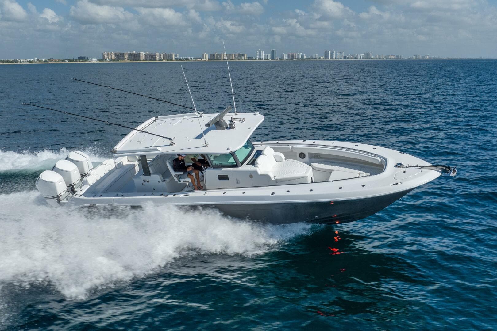 2024 Hcb Lujo — photo 30