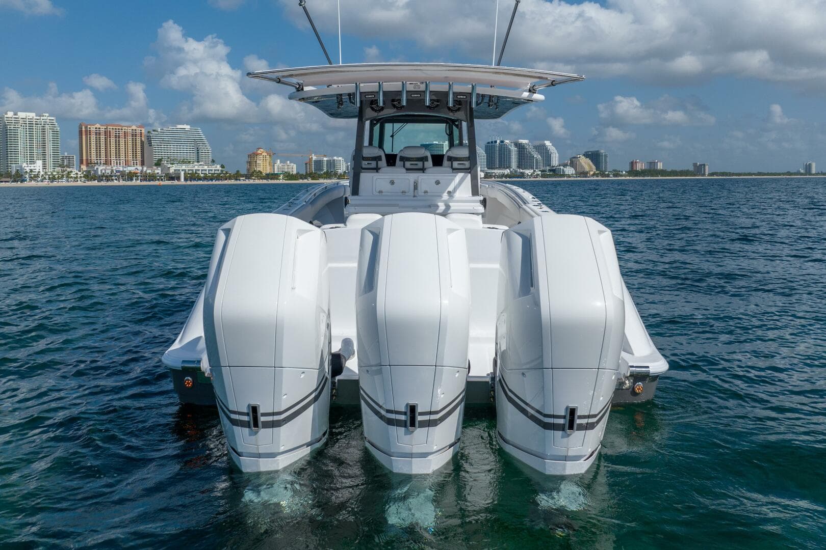 2024 Hcb Lujo — photo 8