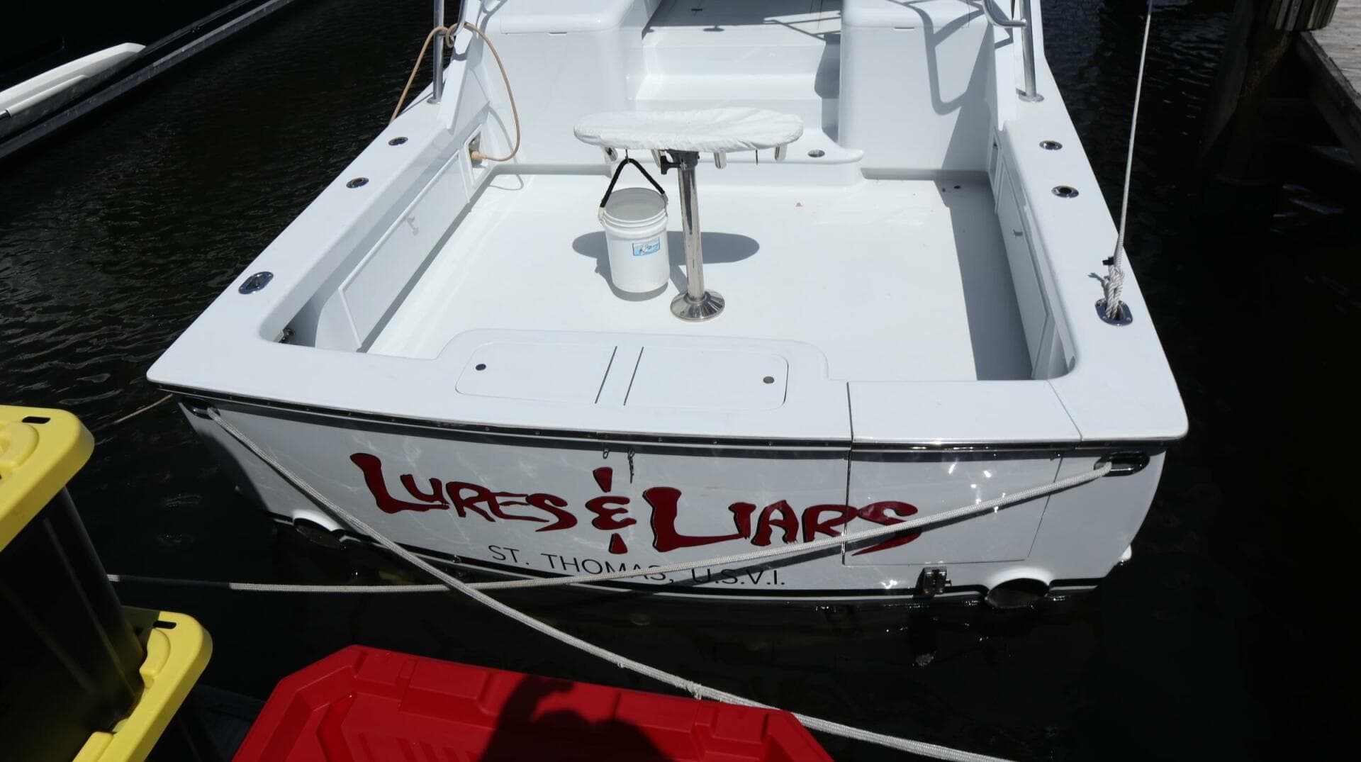 2002 Miller Marine Express — photo 2