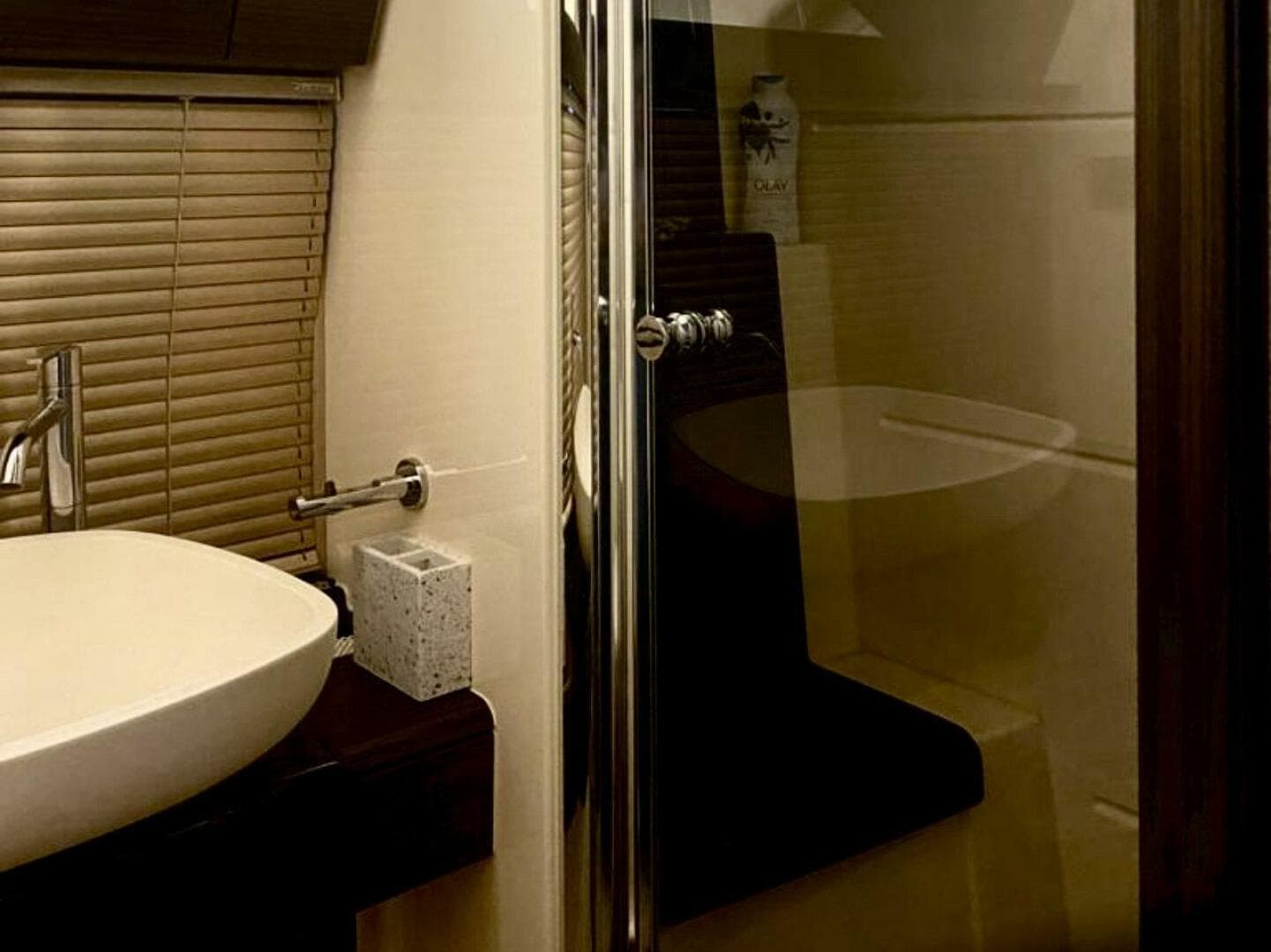 2013 Azimut 55S — photo 11