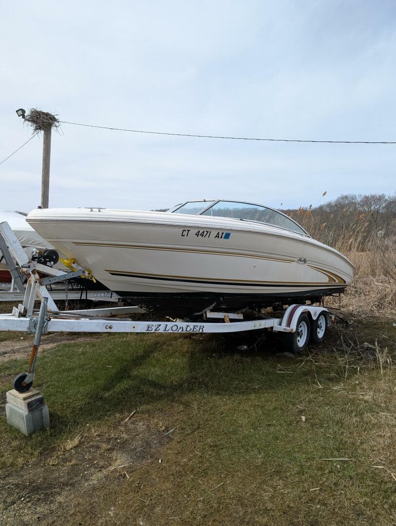 2000 Sea Ray 210 Signature — photo 2