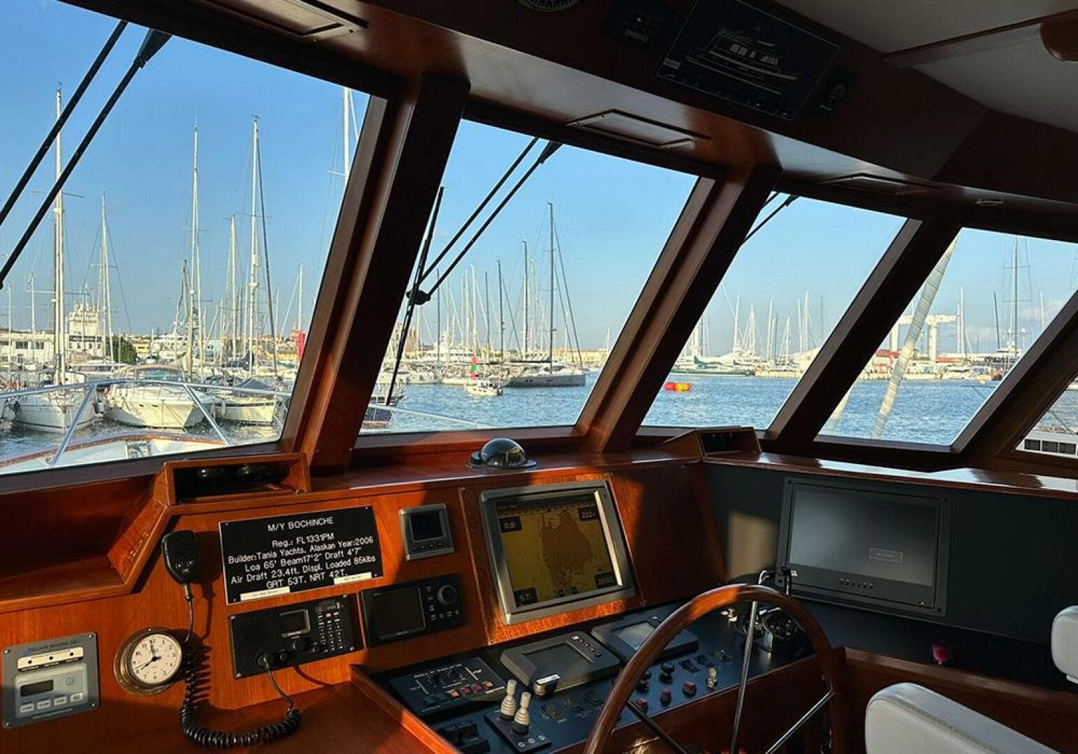 2006 Grand Alaskan 65 Flush Deck — photo 18