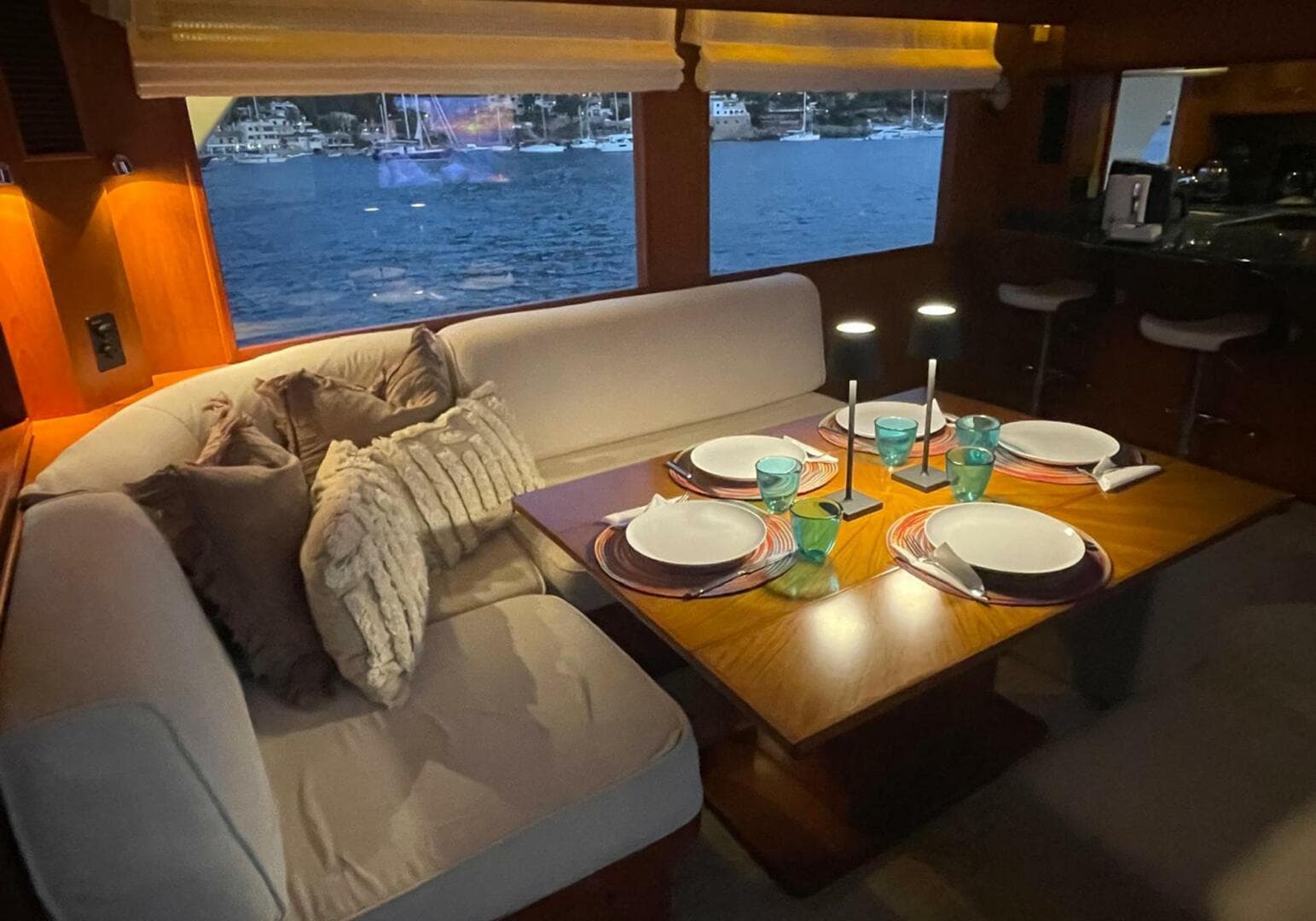 2006 Grand Alaskan 65 Flush Deck — photo 13