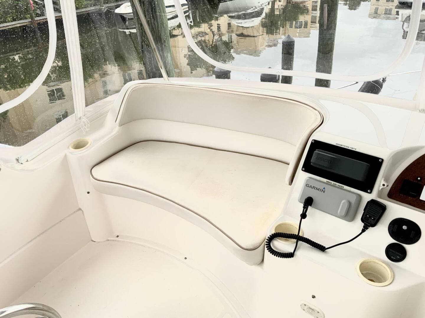 2007 Silverton 33 Convertible — photo 22