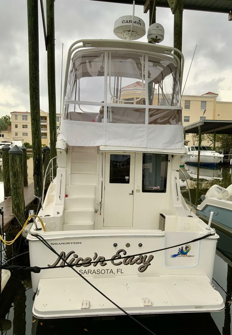 2007 Silverton 33 Convertible — photo 10