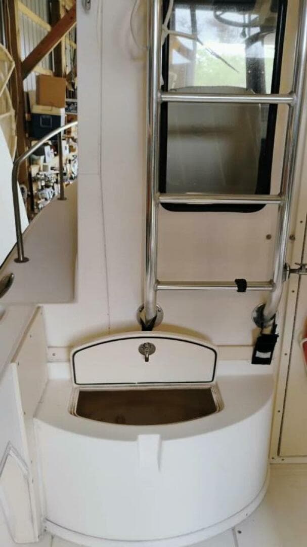 2009 Mckee Craft Pilothouse 28 — photo 13