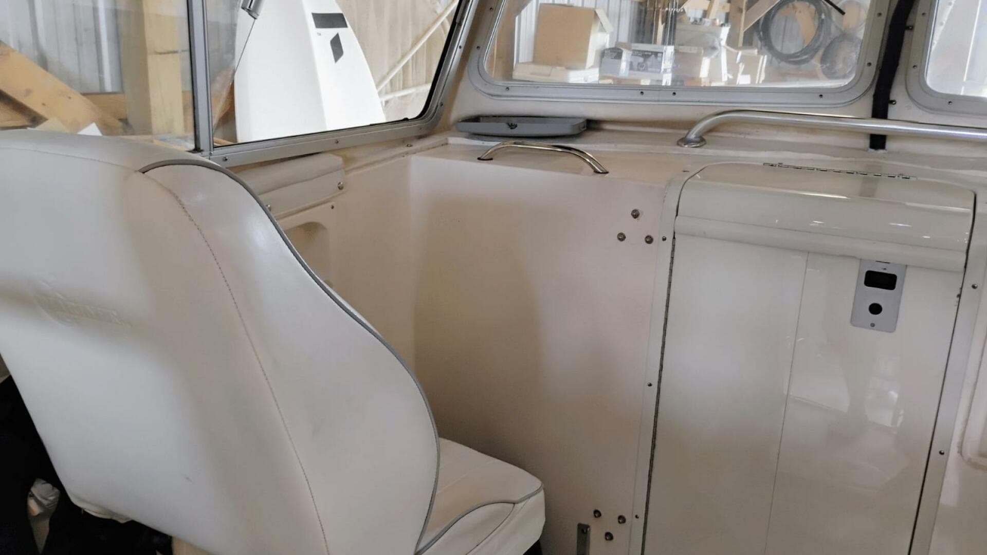 2009 Mckee Craft Pilothouse 28 — photo 18