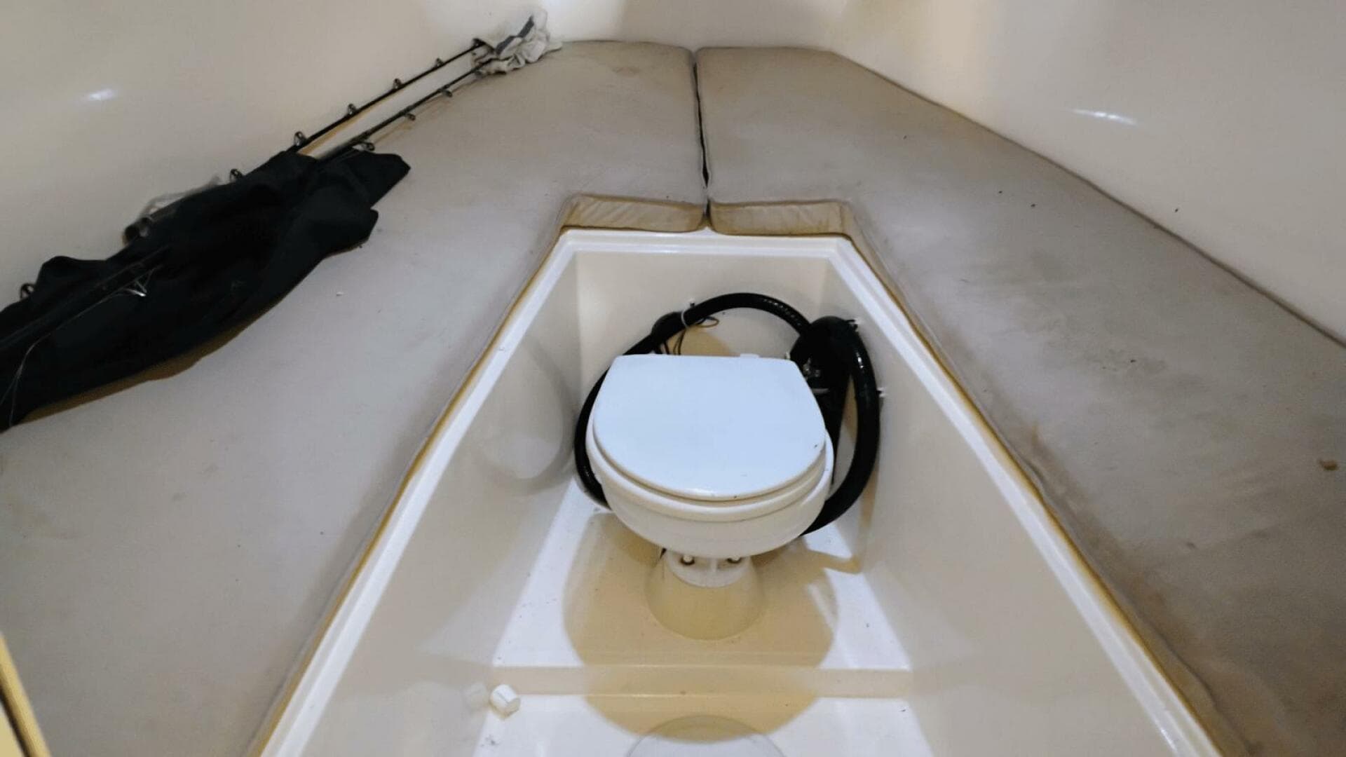 2009 Mckee Craft Pilothouse 28 — photo 22