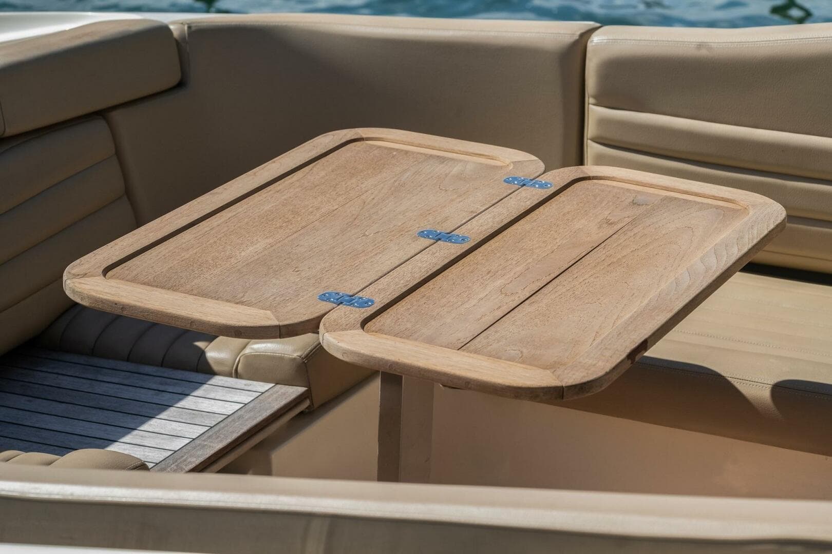 2013 Chris-Craft Launch 32 — photo 20