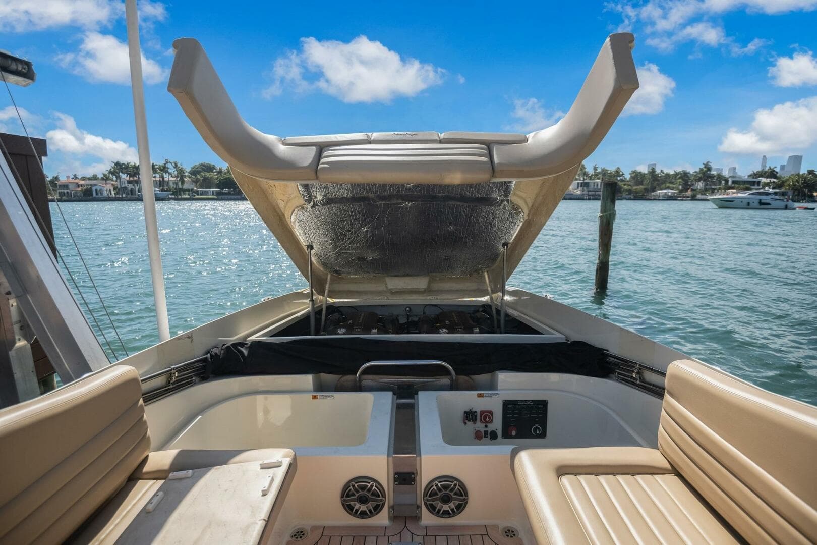 2013 Chris-Craft Launch 32 — photo 12