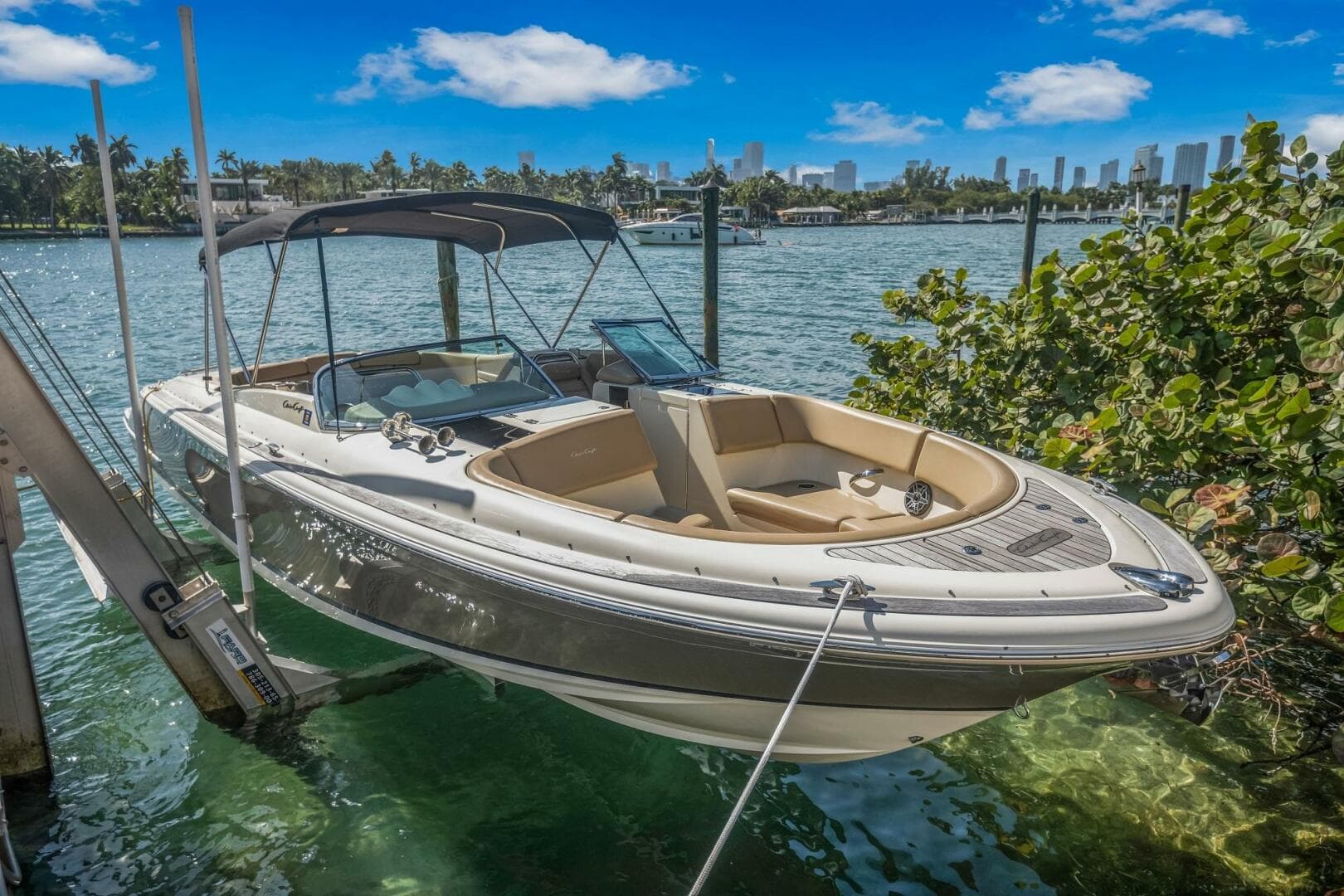2013 Chris-Craft Launch 32 — photo 1