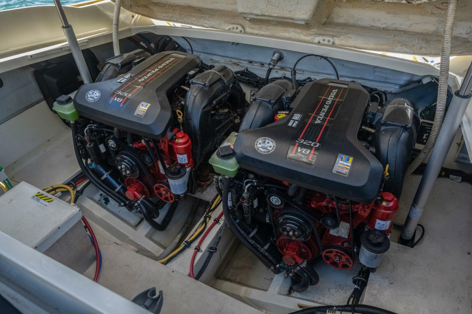 2013 Chris-Craft Launch 32 — photo 34