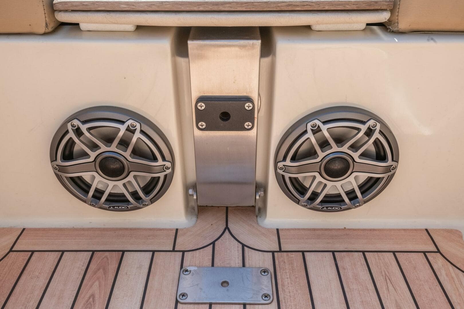 2013 Chris-Craft Launch 32 — photo 19