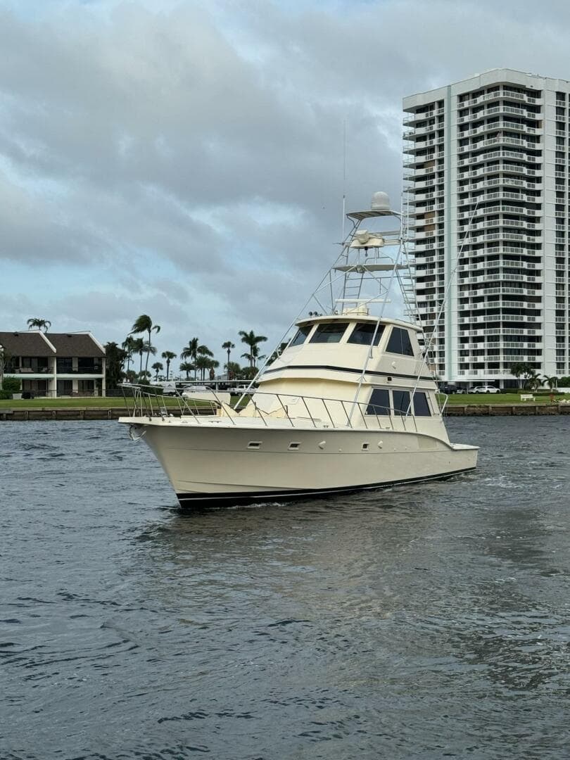 1985 Hatteras Enclosed Bridge — photo 32