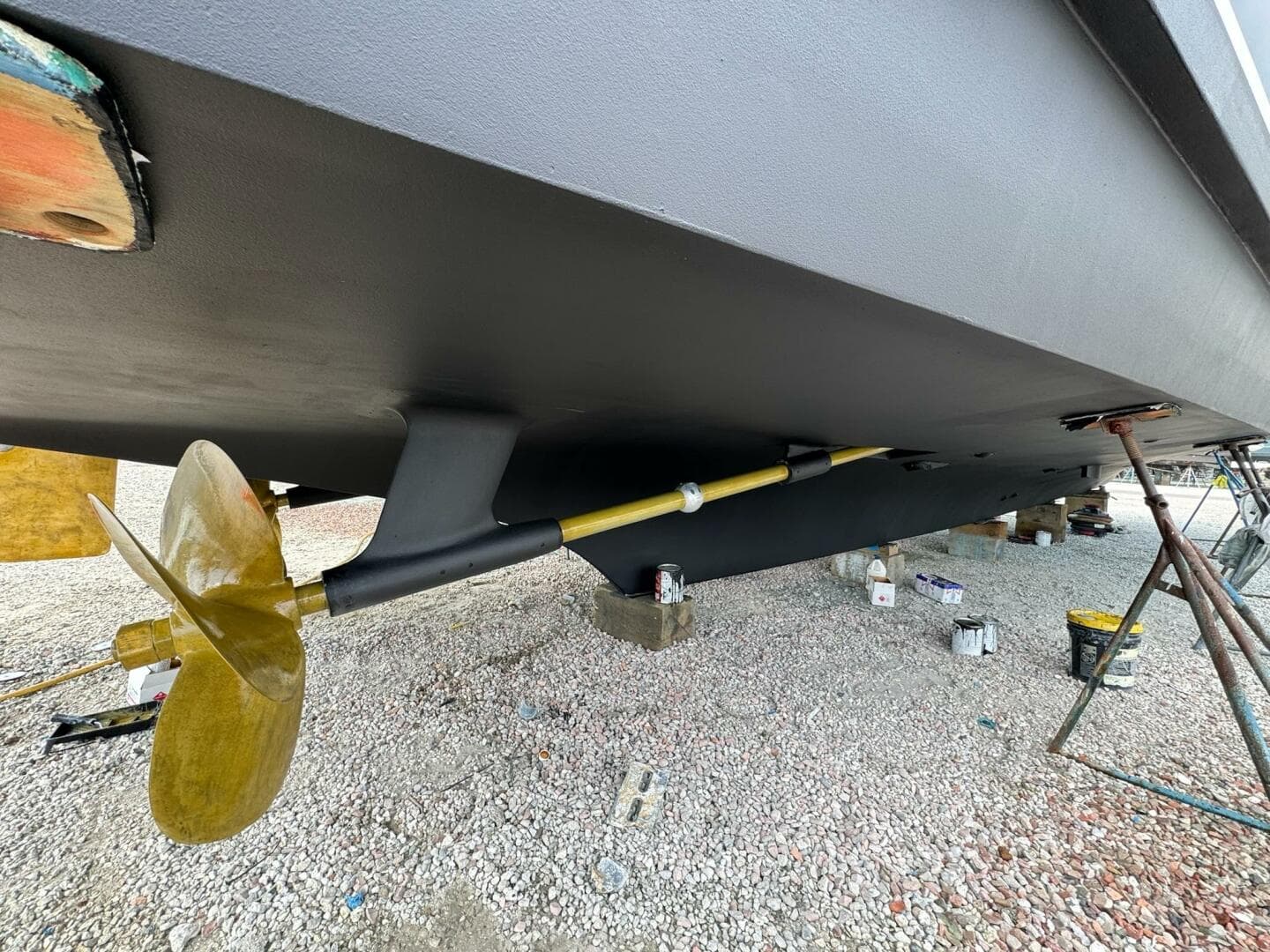 1985 Hatteras Enclosed Bridge — photo 40