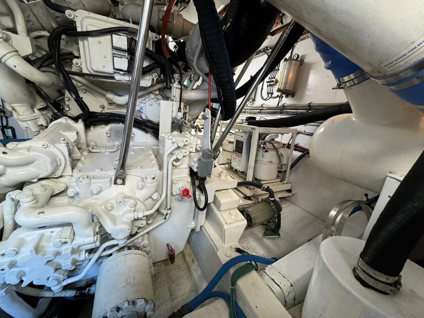 1985 Hatteras Enclosed Bridge — photo 53