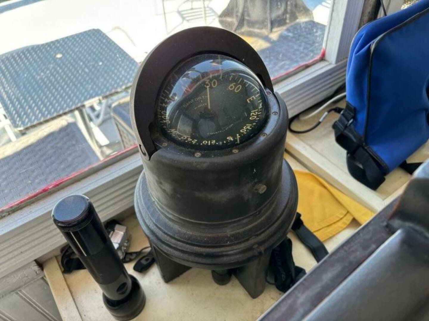 1984 Custom Vinette 99 Paddle Wheel — photo 101