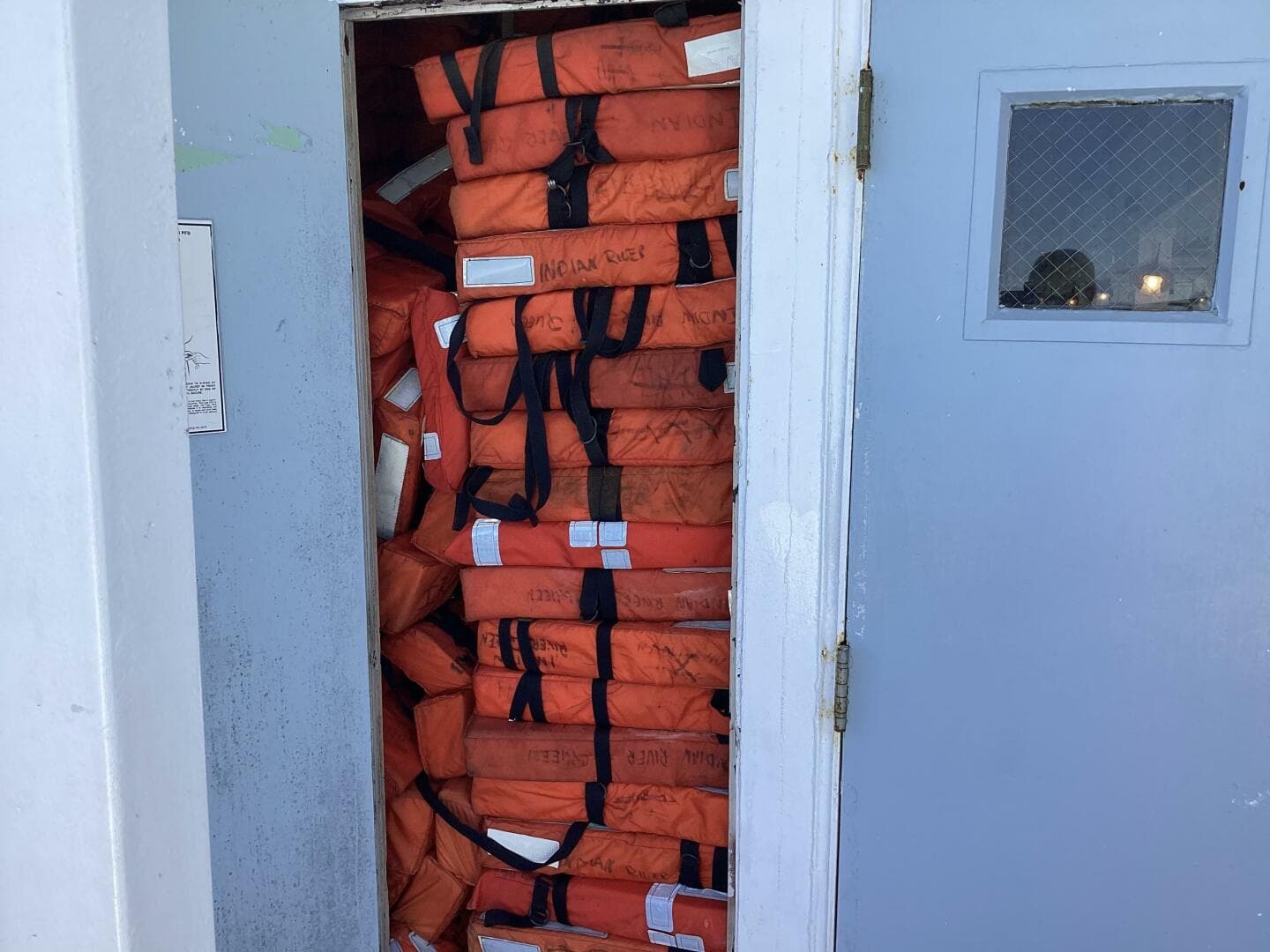 1984 Custom Vinette 99 Paddle Wheel — photo 58