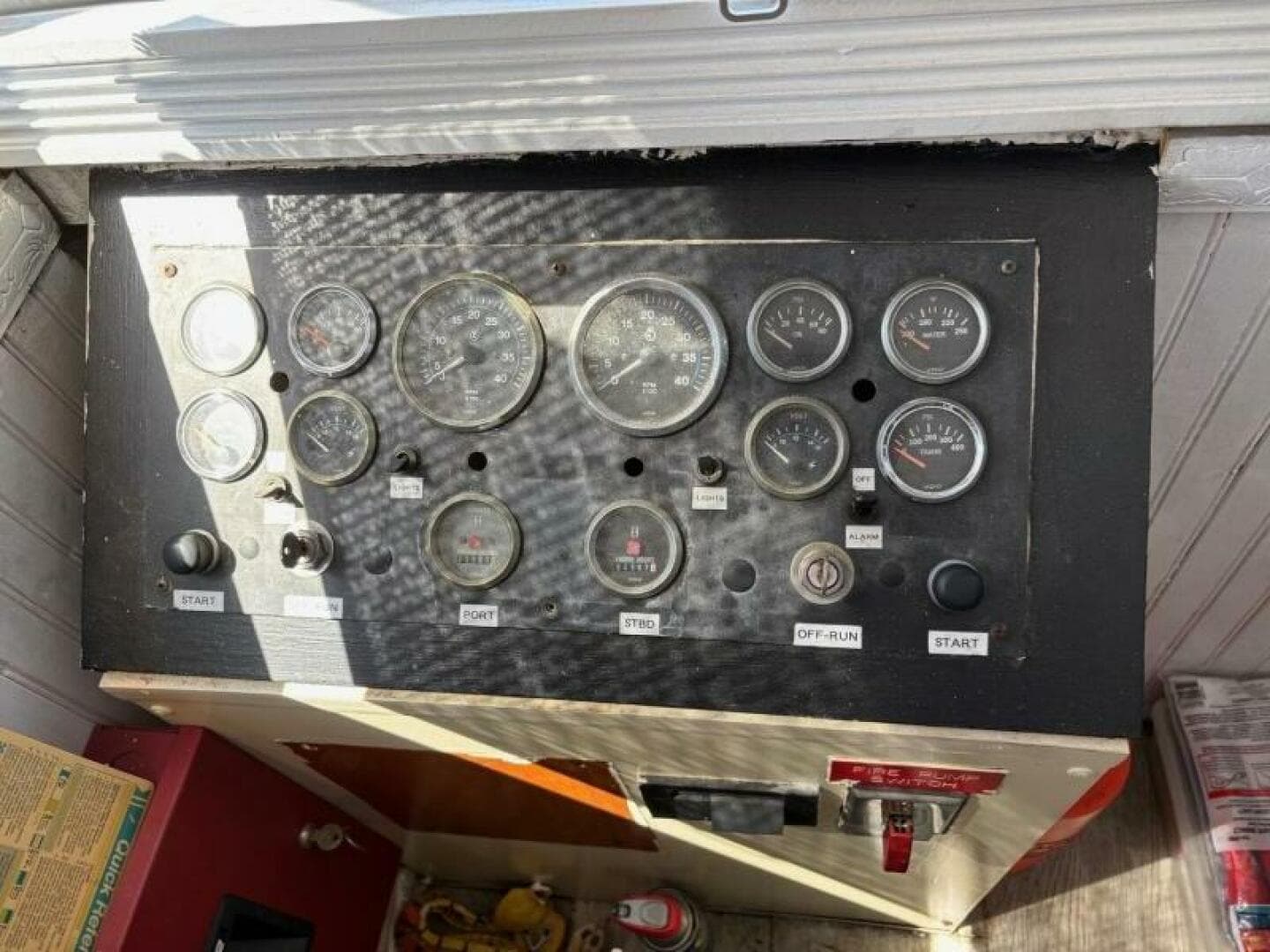 1984 Custom Vinette 99 Paddle Wheel — photo 98