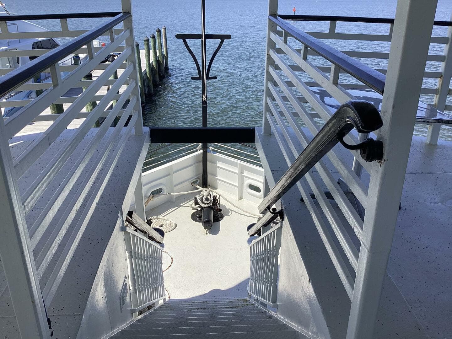 1984 Custom Vinette 99 Paddle Wheel — photo 65