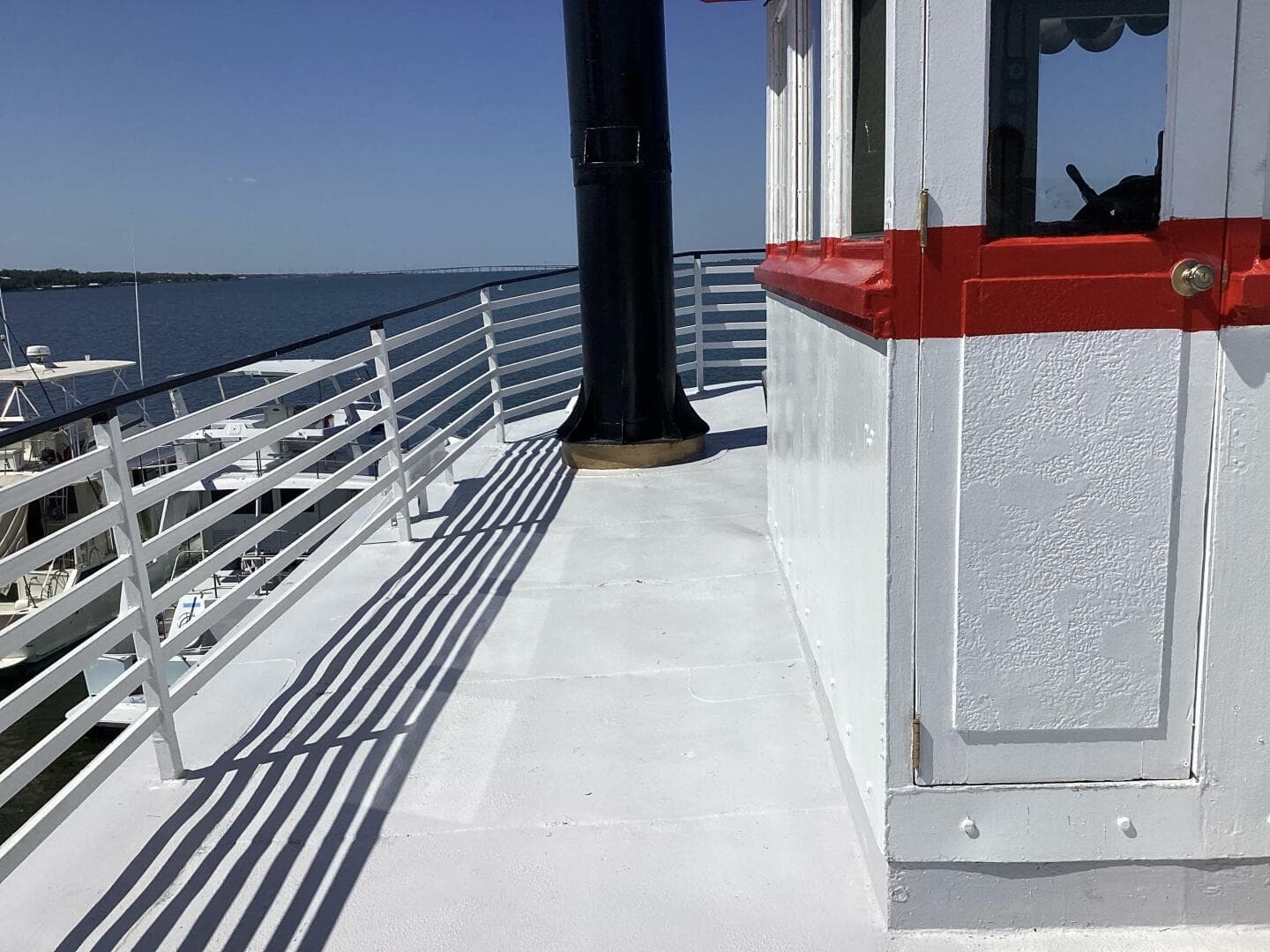 1984 Custom Vinette 99 Paddle Wheel — photo 114