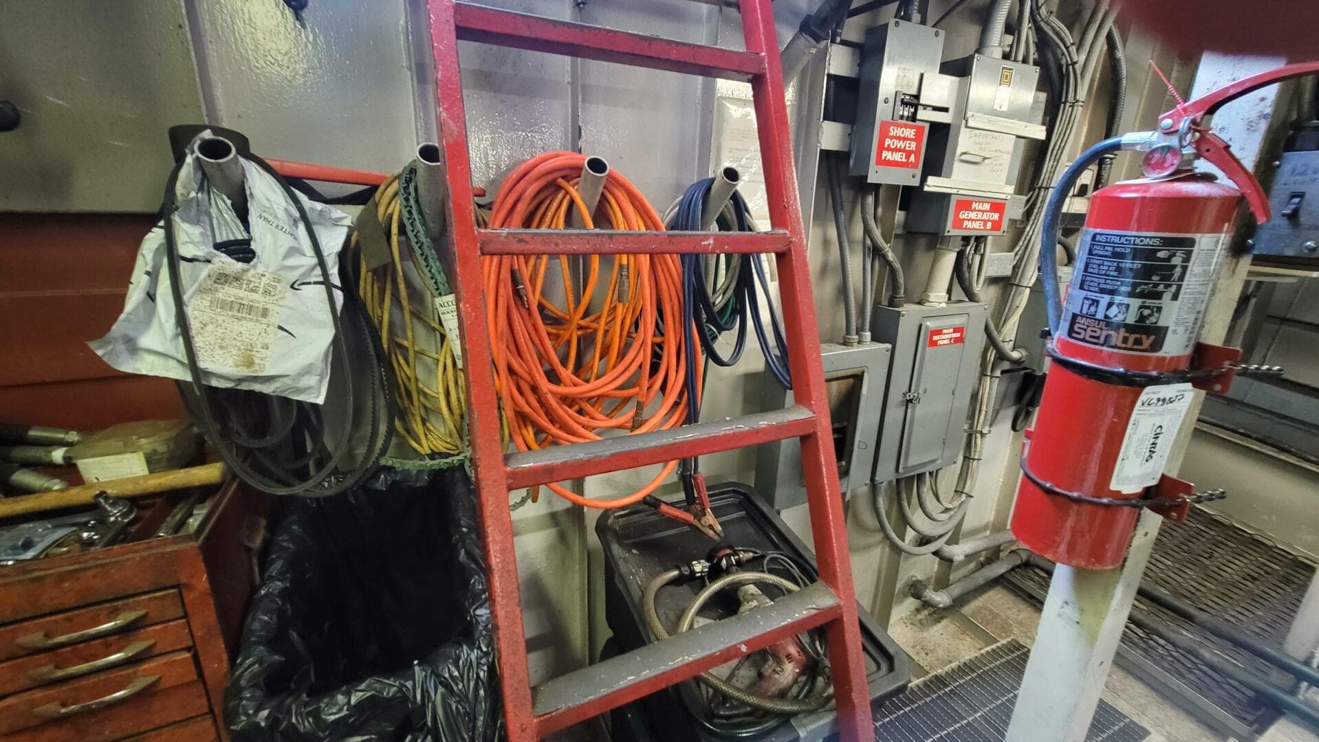 1984 Custom Vinette 99 Paddle Wheel — photo 180