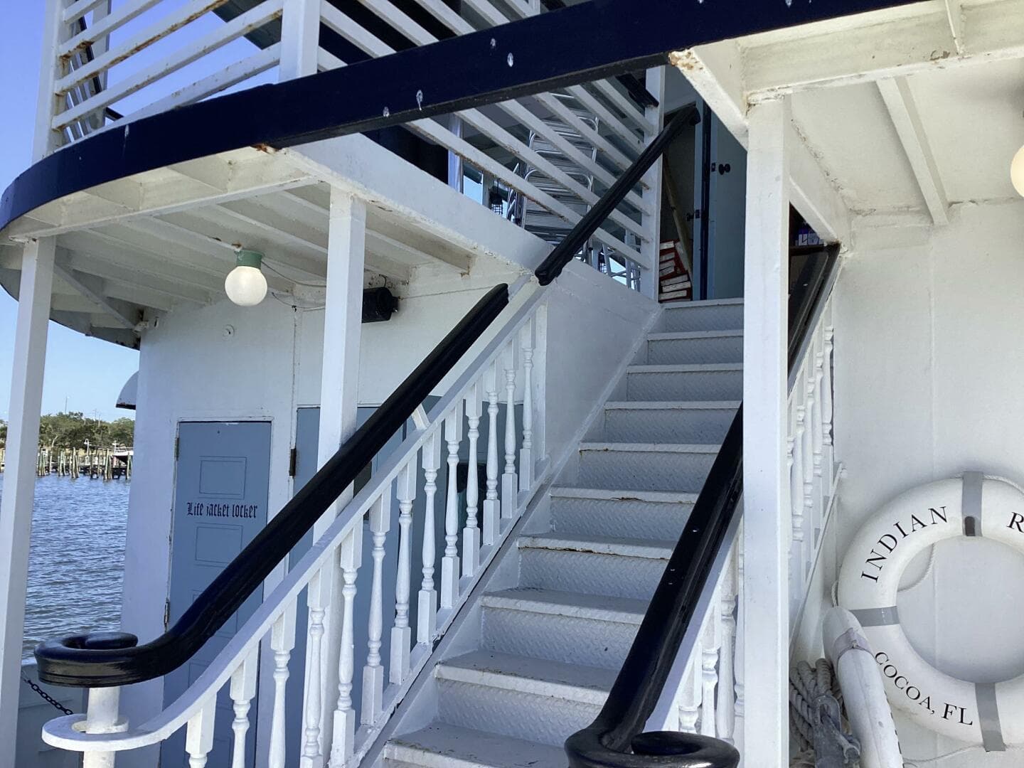 1984 Custom Vinette 99 Paddle Wheel — photo 61