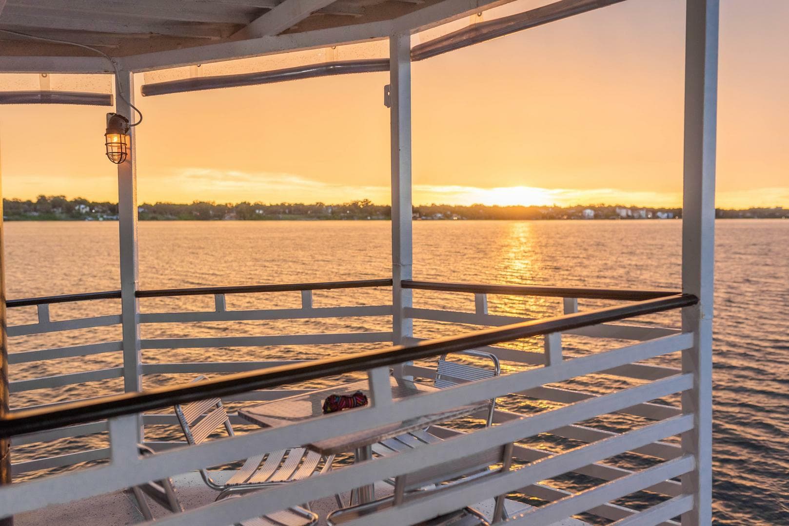 1984 Custom Vinette 99 Paddle Wheel — photo 78