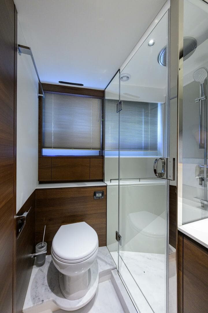 2027 Princess X80 — photo 174