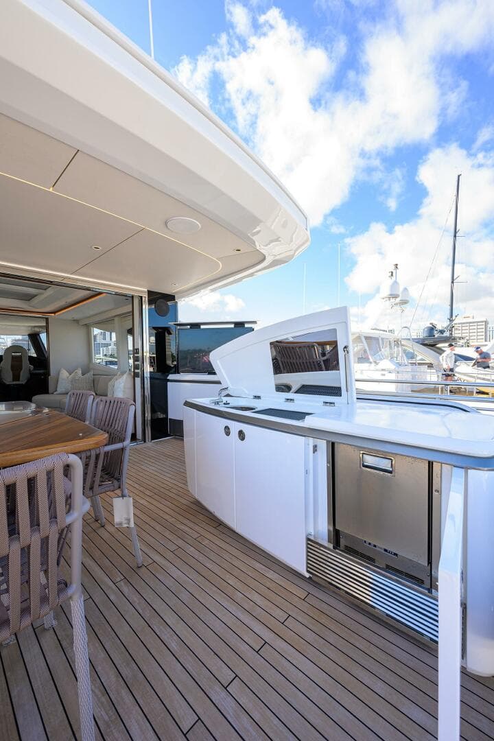 2027 Princess X80 — photo 105