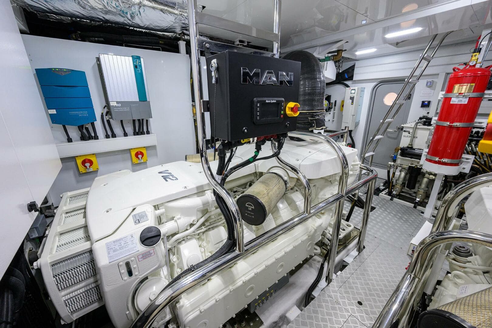 2027 Princess X80 — photo 85