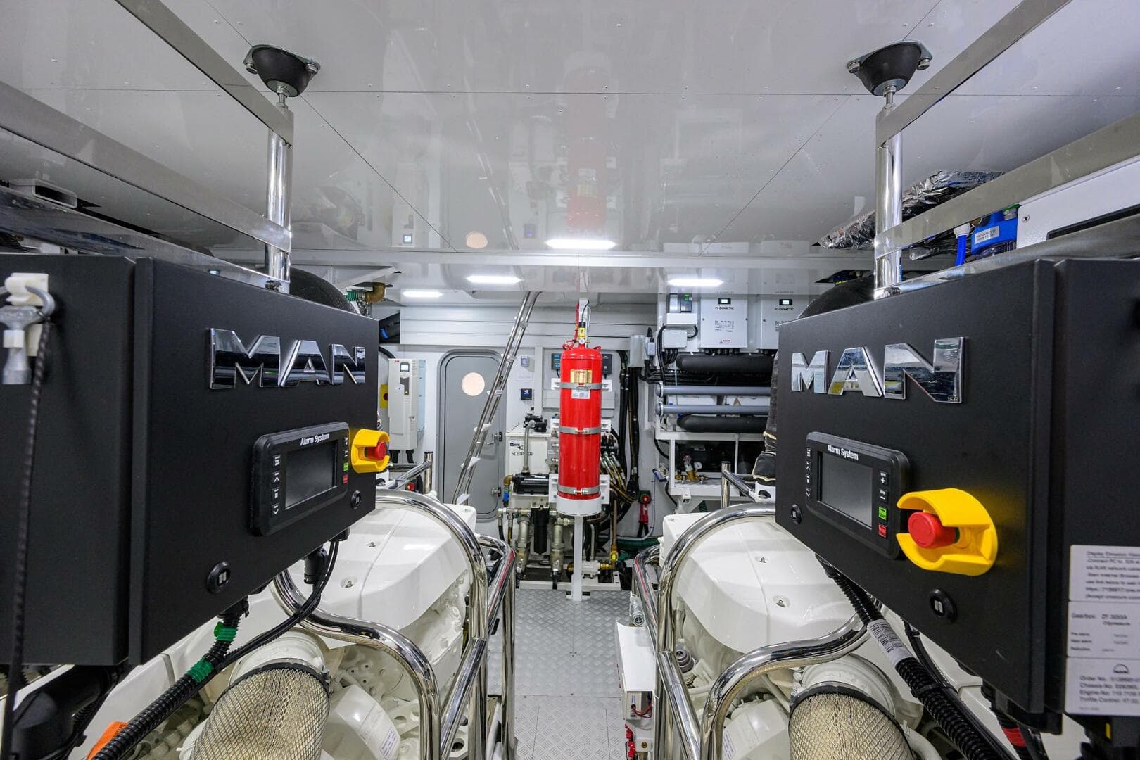 2027 Princess X80 — photo 87