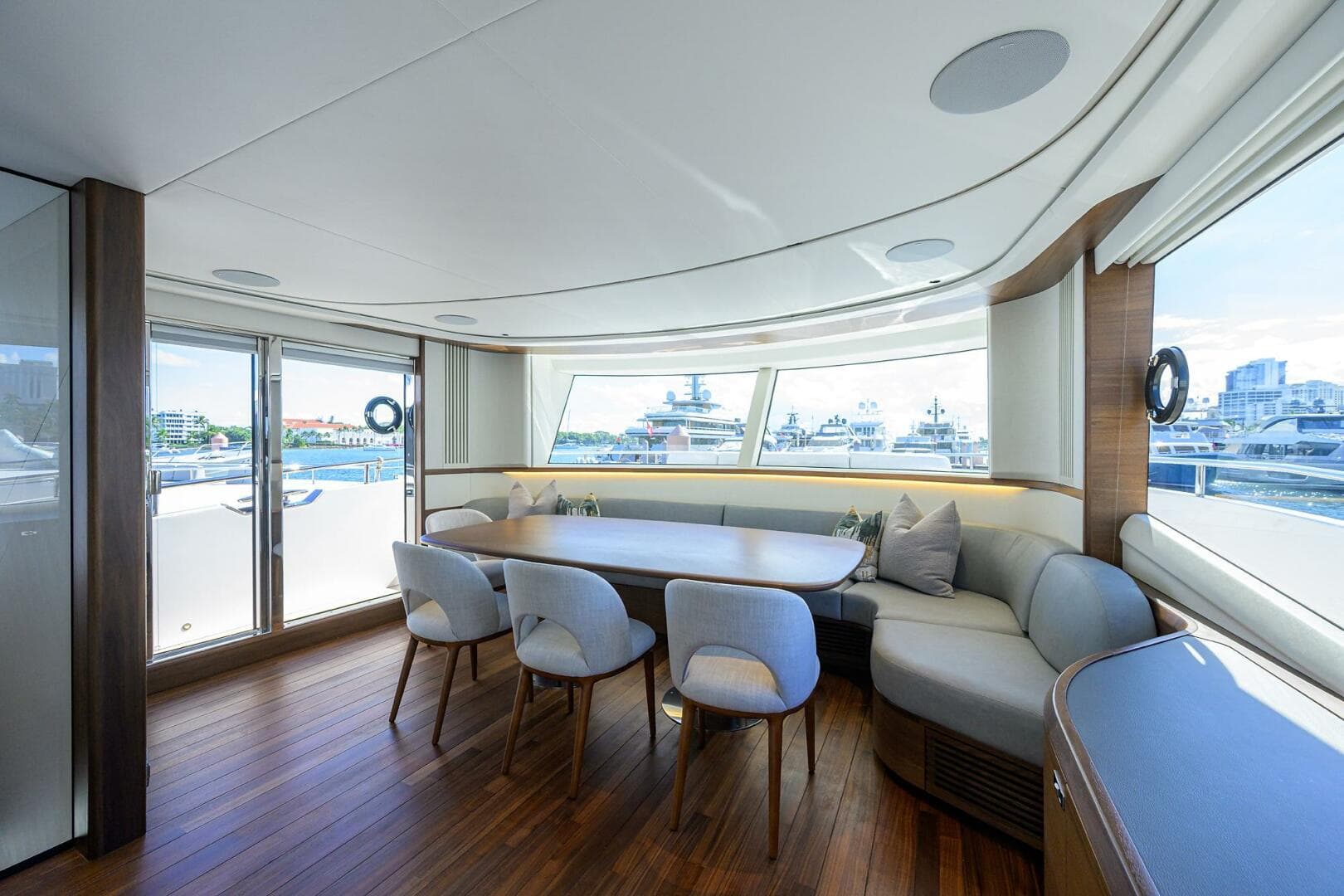 2027 Princess X80 — photo 70