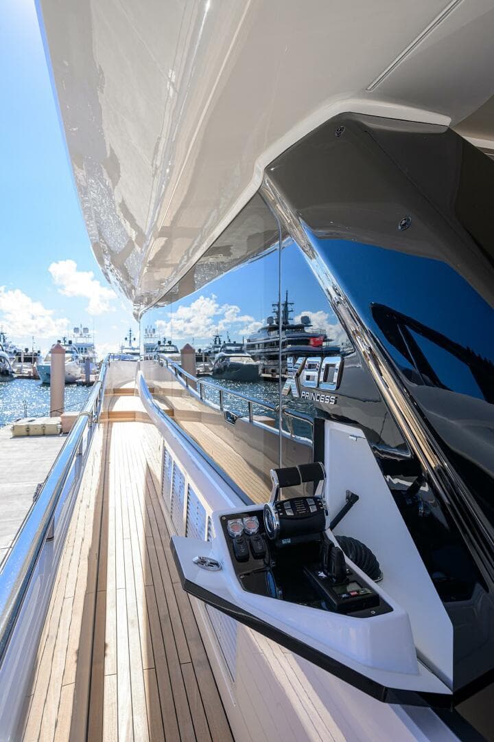 2027 Princess X80 — photo 44
