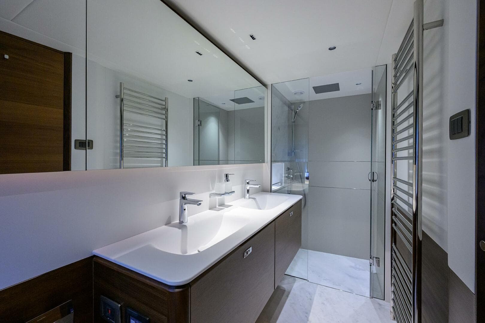 2027 Princess X80 — photo 152