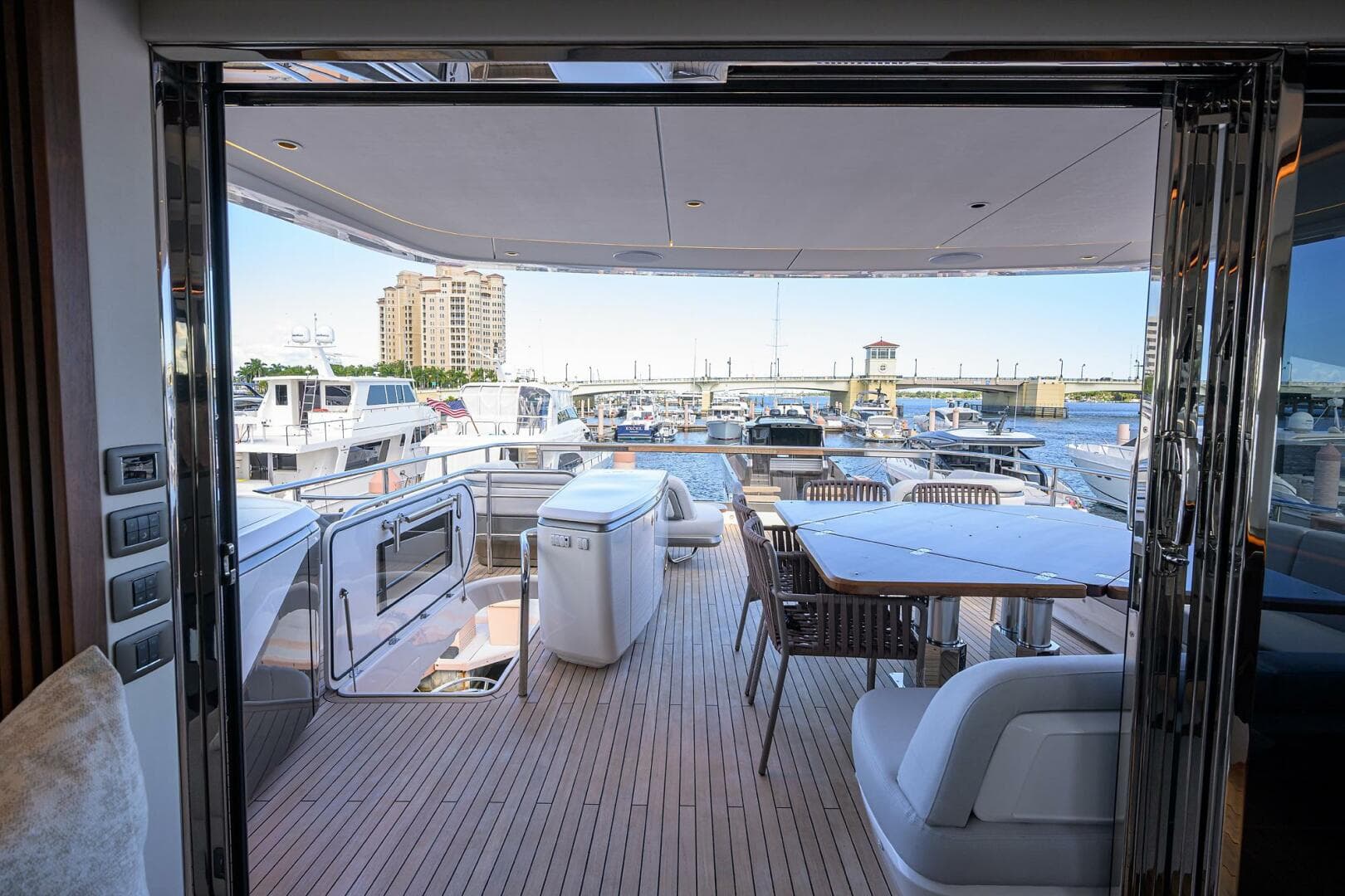 2027 Princess X80 — photo 91