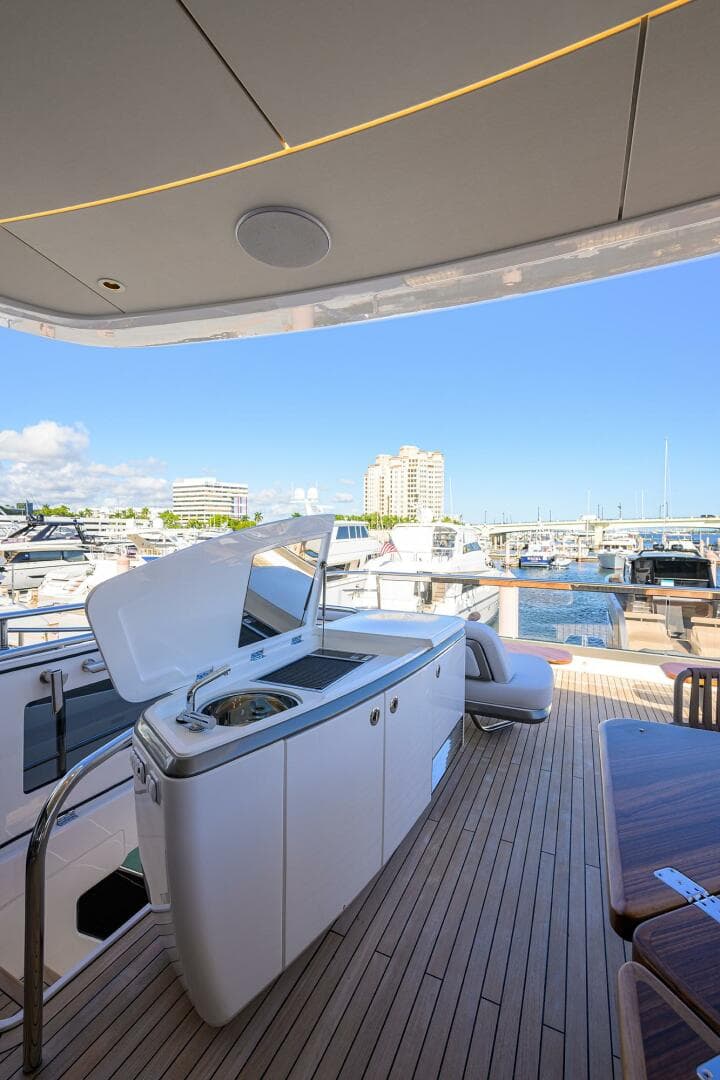 2027 Princess X80 — photo 103