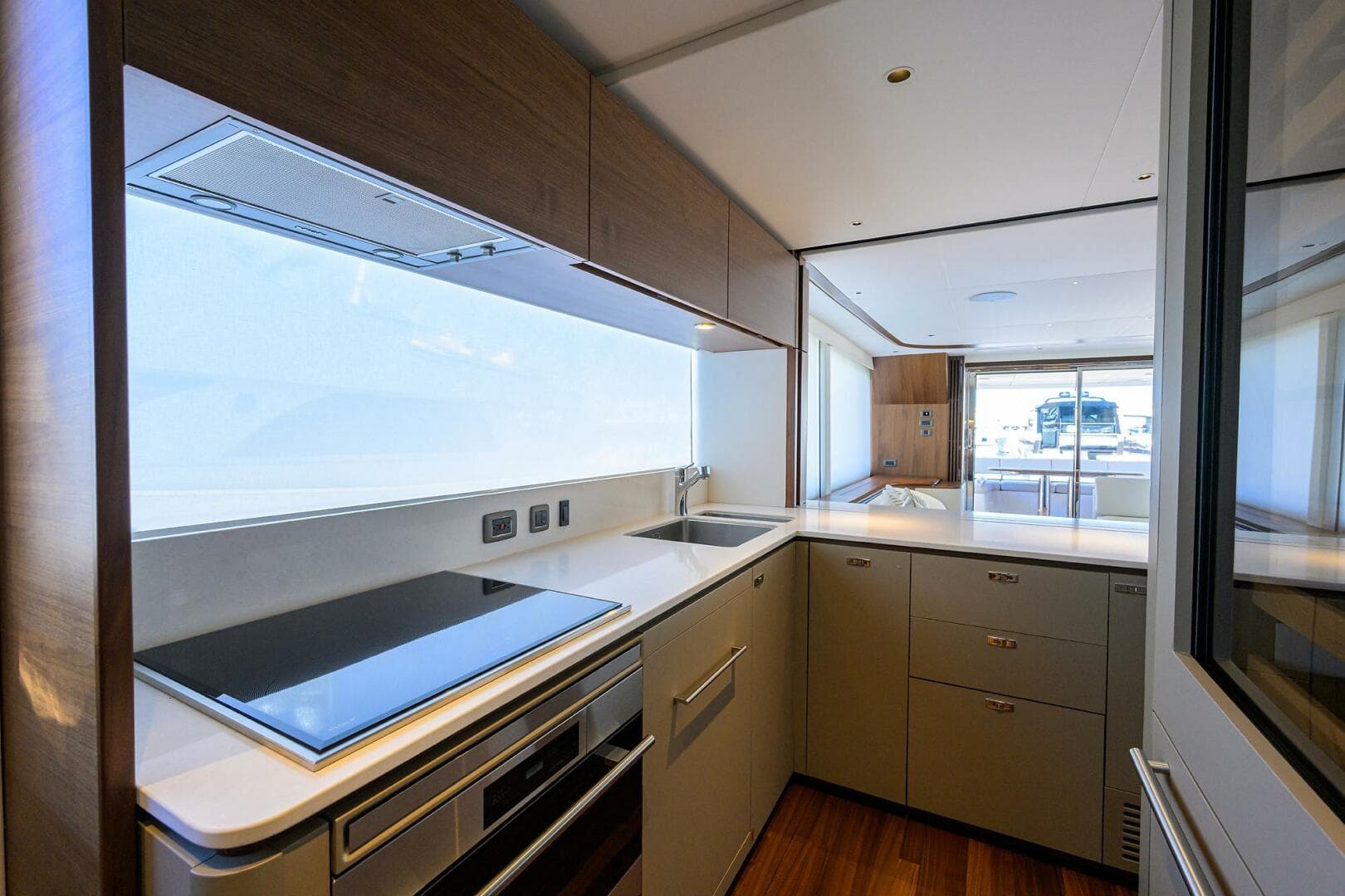 2027 Princess X80 — photo 136