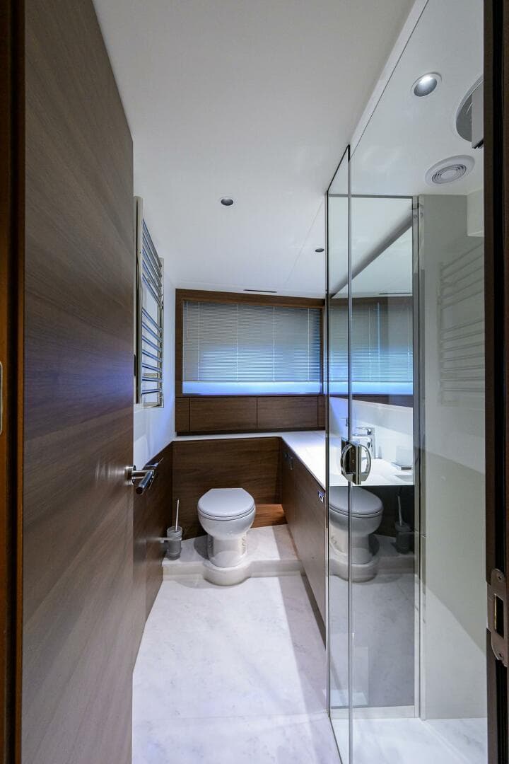 2027 Princess X80 — photo 122