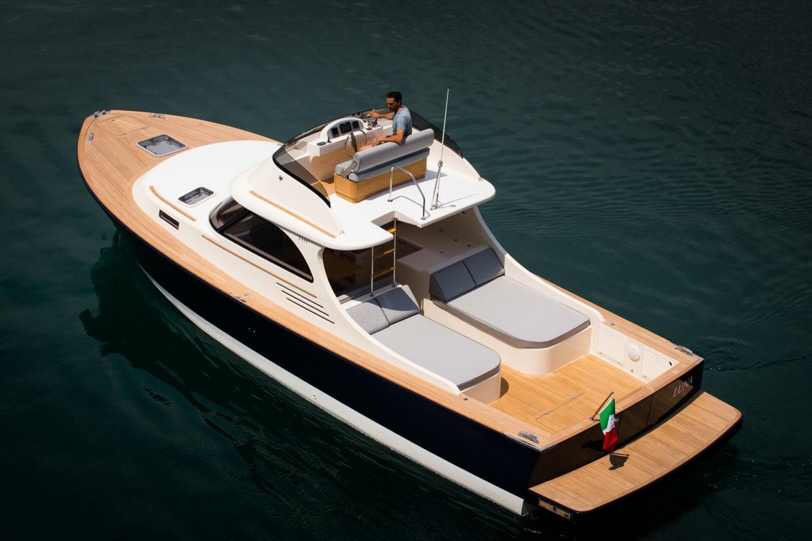 2025 Toy Marine 36 Fly — photo 4