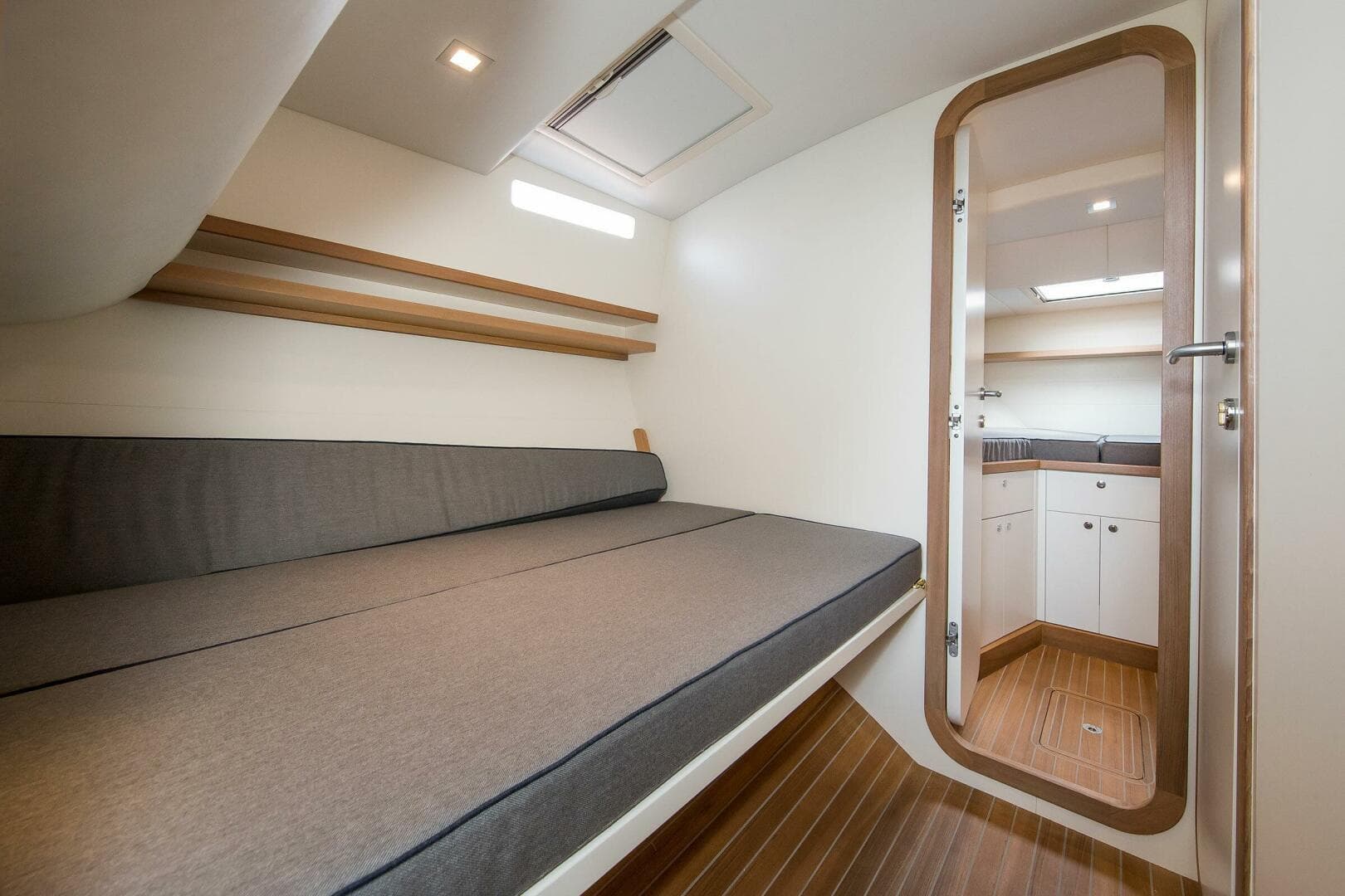 2025 Toy Marine 36 Fly — photo 14