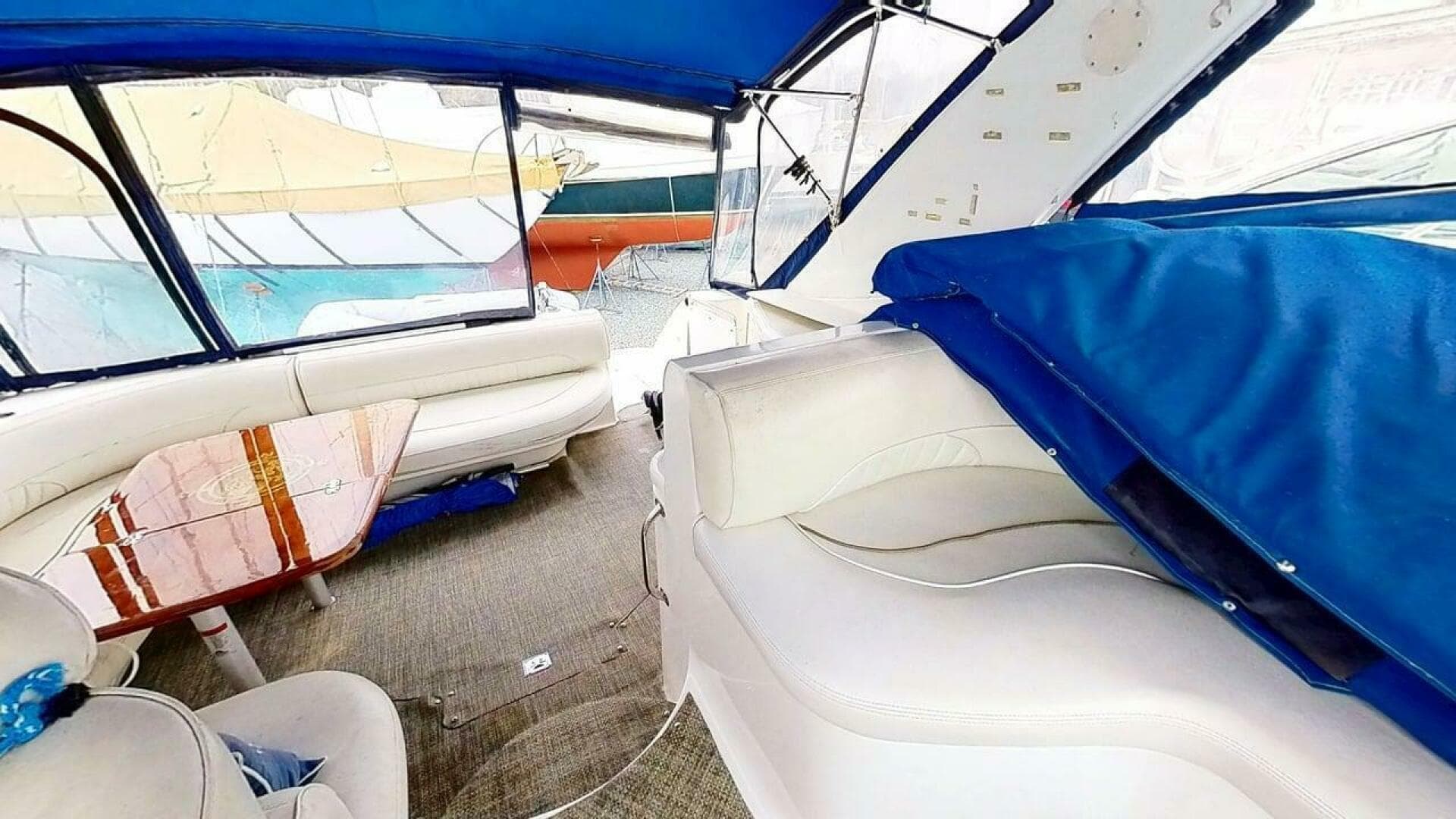 1998 Cruisers Yachts 4270 — photo 14