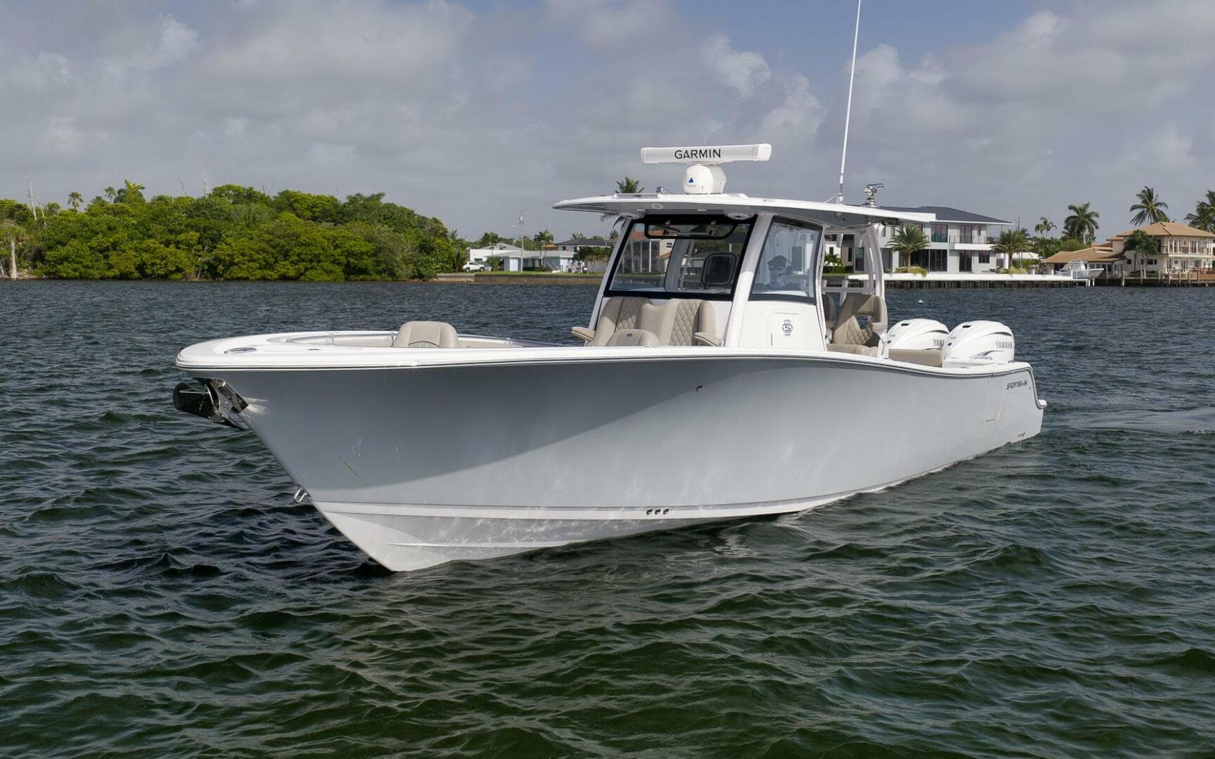 2022 Sportsman 352 — photo 6