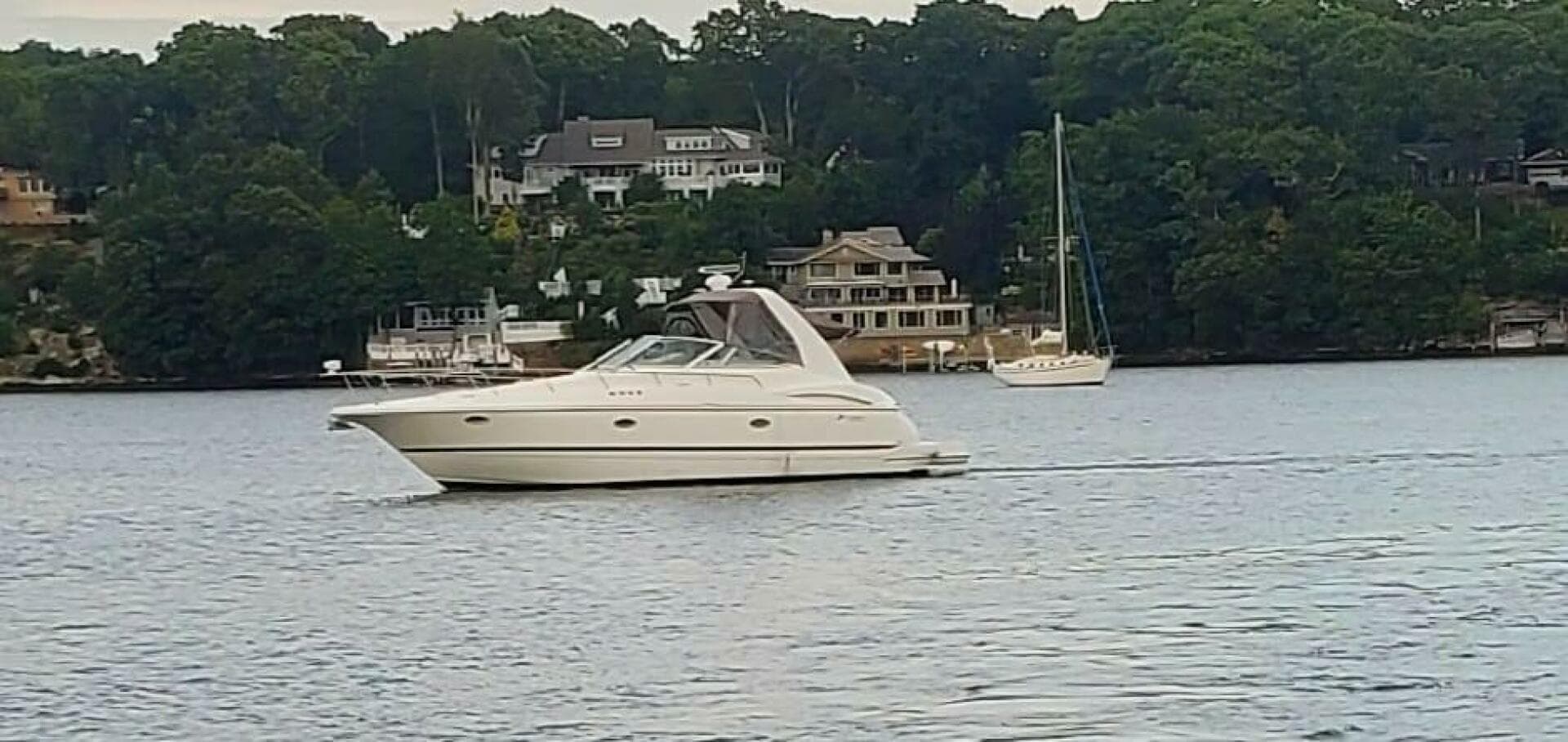 2001 Cruisers 3672 Express — photo 34