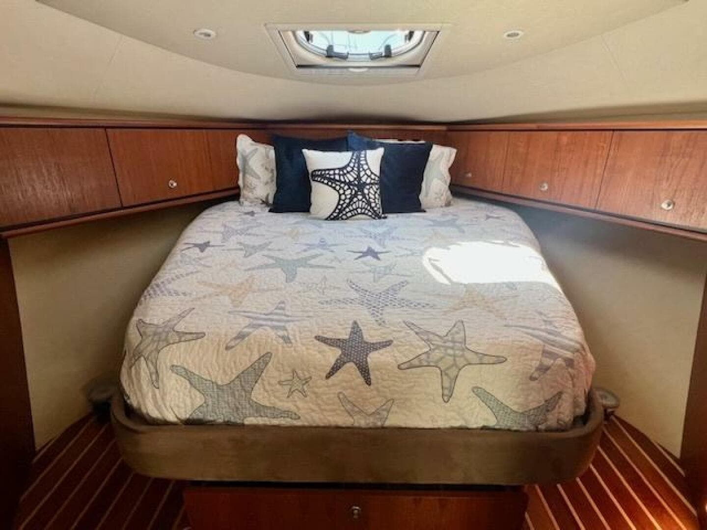 2007 Tiara Yachts 3900 Sovran — photo 19