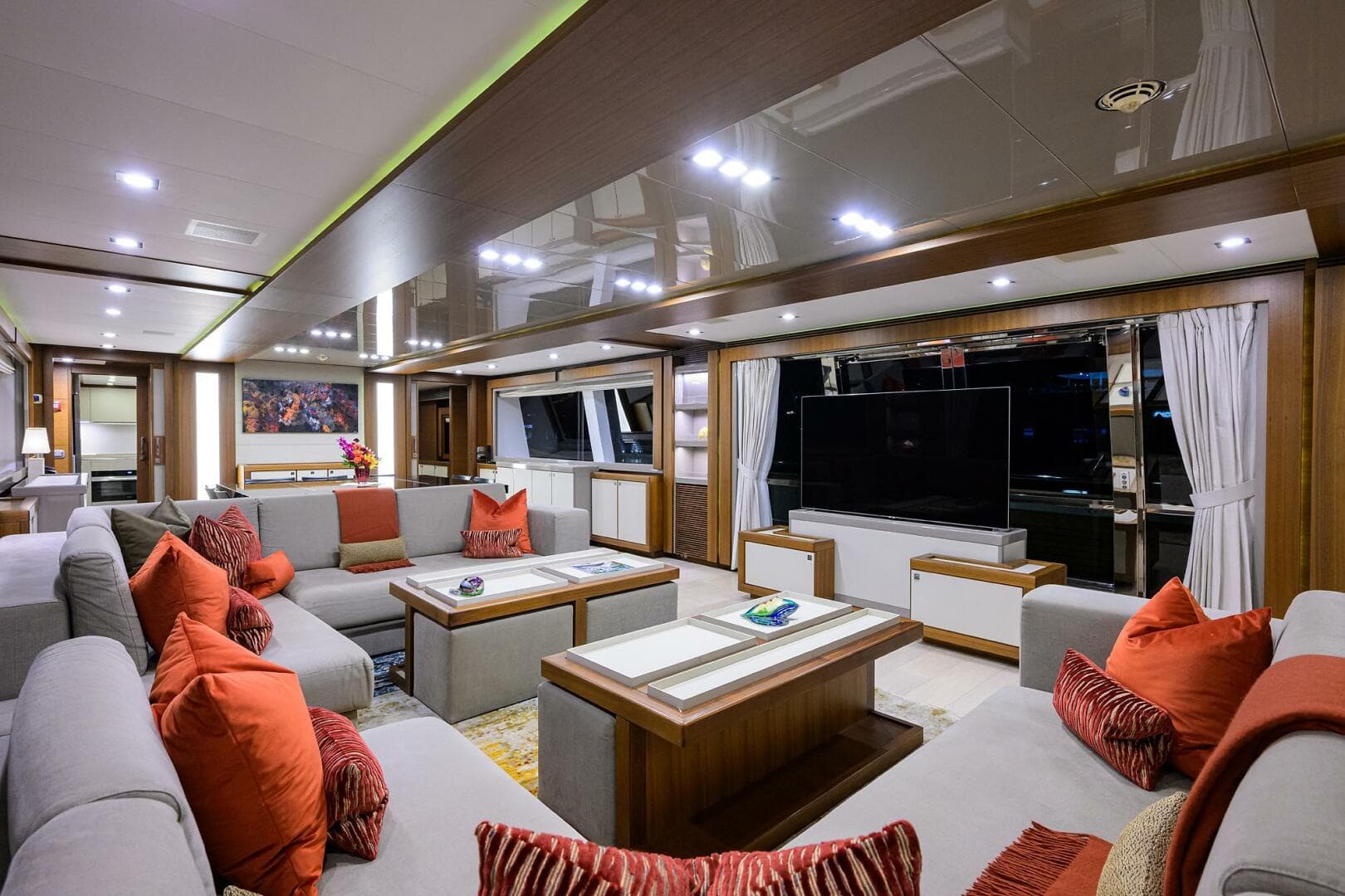 2013 Ferretti Yachts Custom Line 124 — photo 5